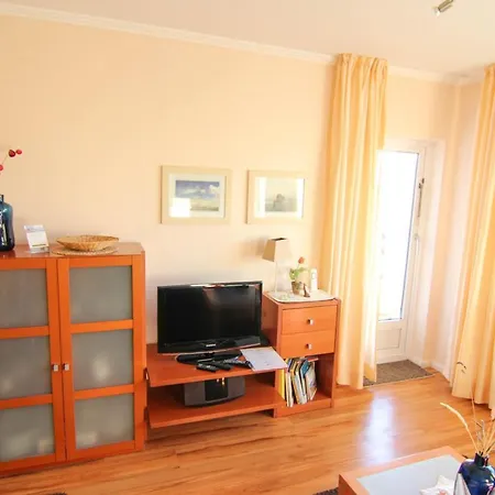 Leuchtturm Апартаменты *